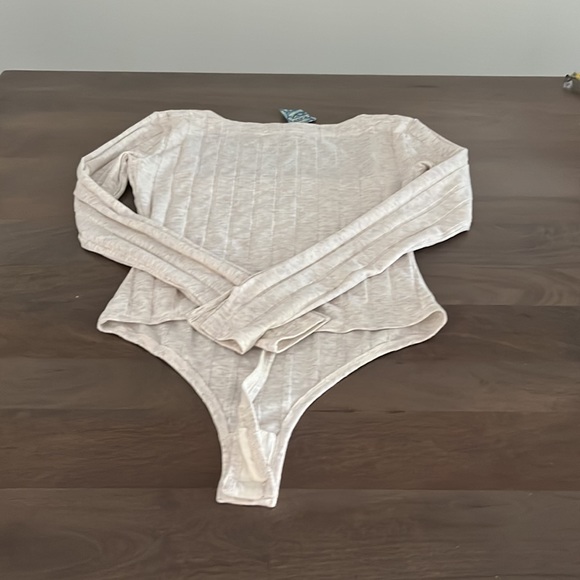 Free People Intimately Oatmeal Heather Bodysuit Sz M NWT - Picture 8 of 10